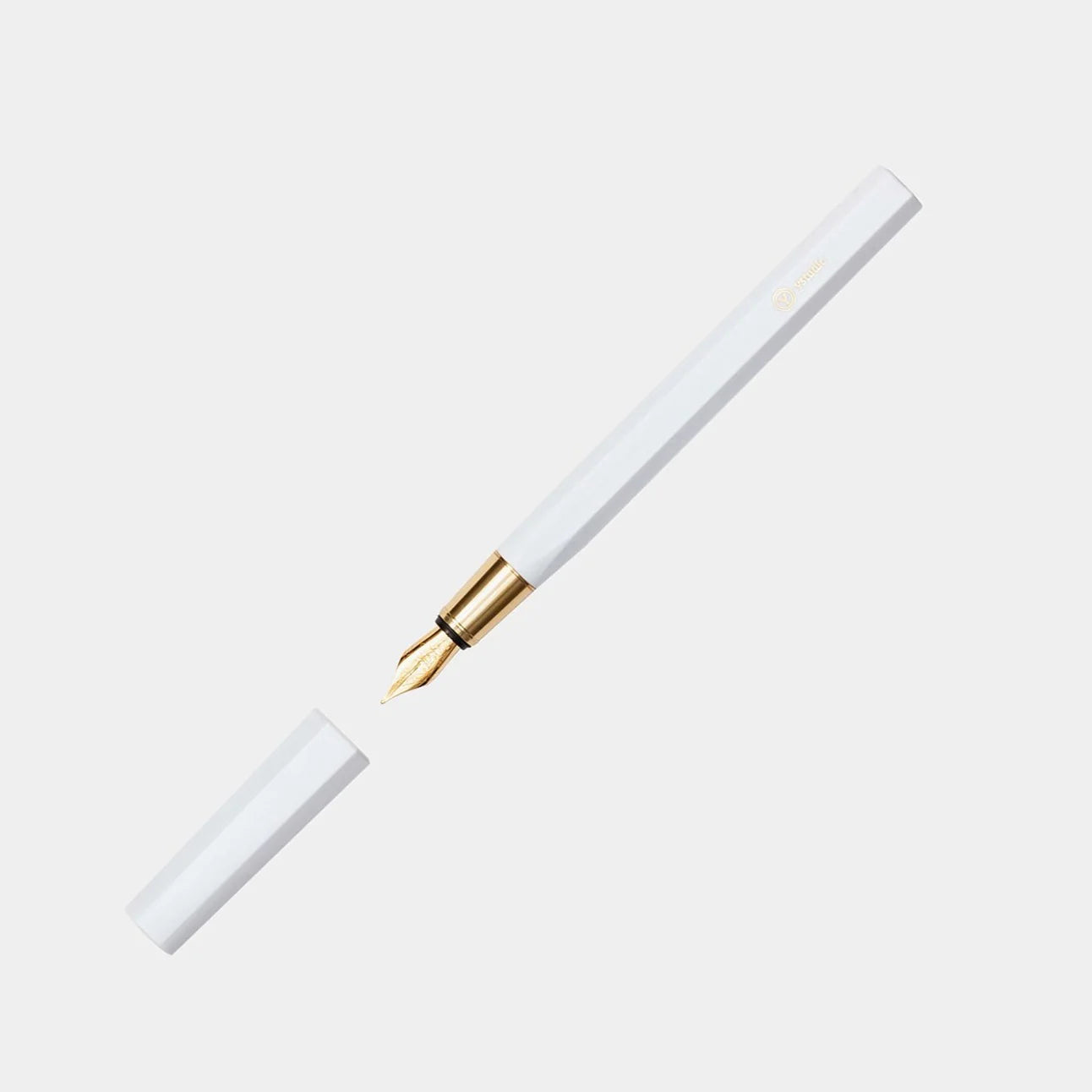 Resin - Fountain Pen (WHITE) (M nib)